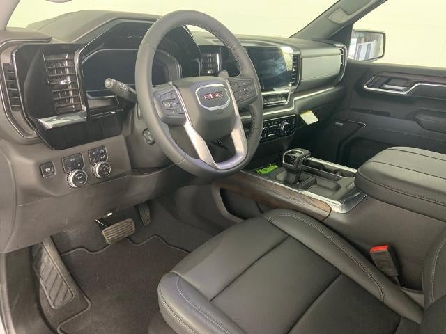 2025 GMC Sierra 1500 Crew Cab Short Box 4-Wheel Drive SLT