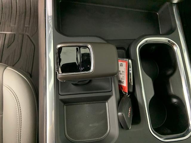 2025 GMC Sierra 1500 Crew Cab Short Box 4-Wheel Drive SLT