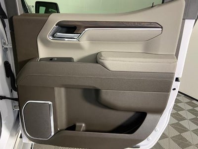 2025 GMC Sierra 1500 Crew Cab Short Box 4-Wheel Drive SLT