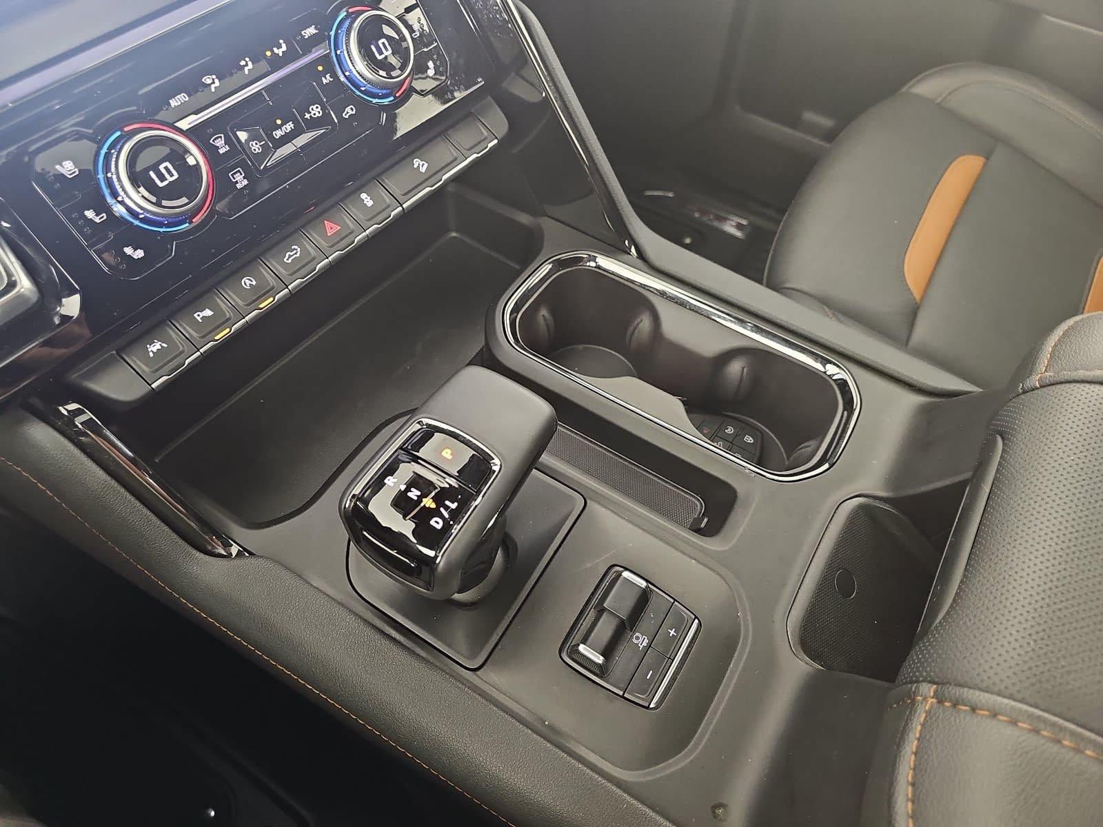 2025 GMC Sierra 1500 Crew Cab Short Box 4-Wheel Drive AT4