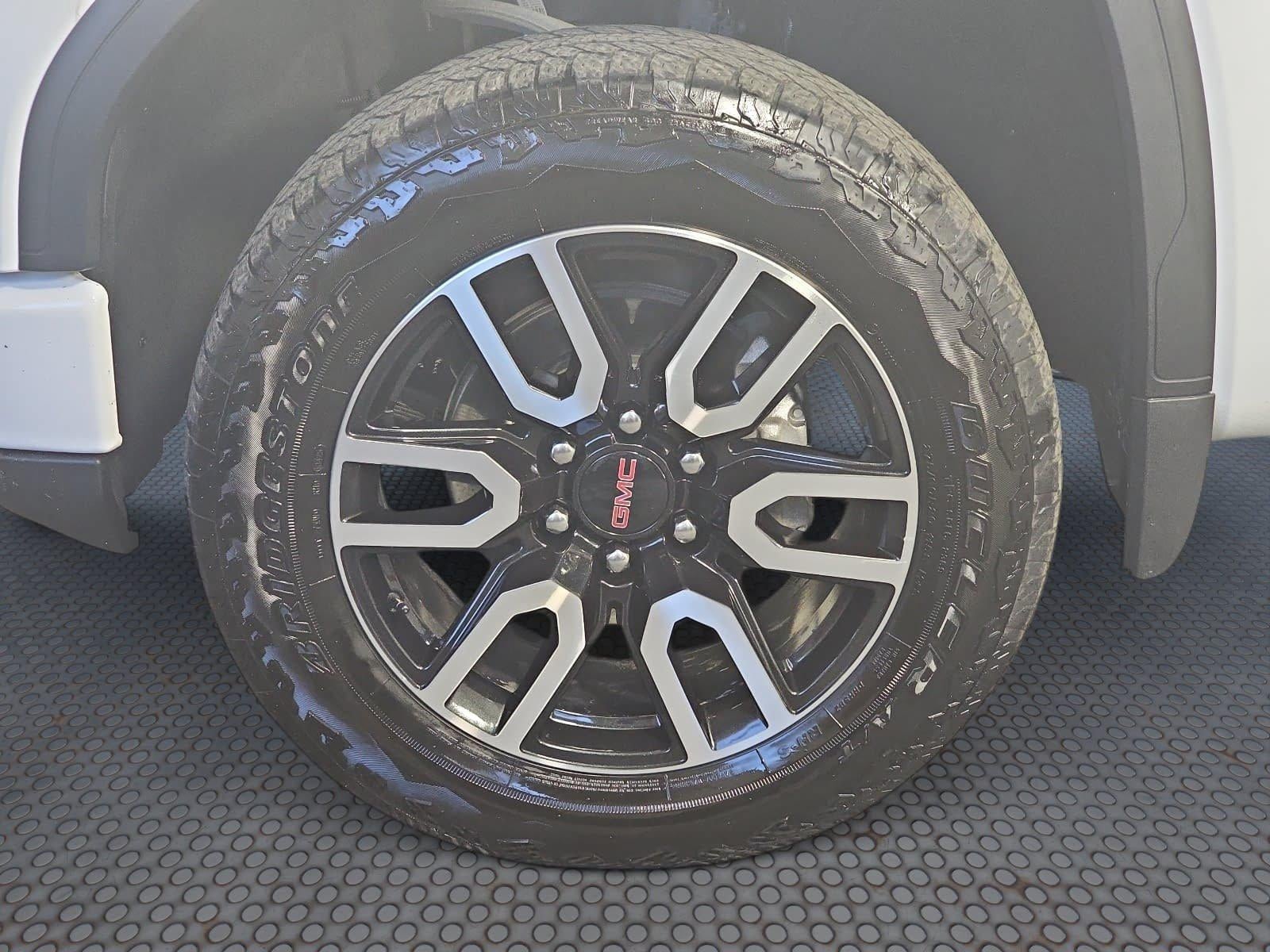 2025 GMC Sierra 1500 Crew Cab Short Box 4-Wheel Drive AT4