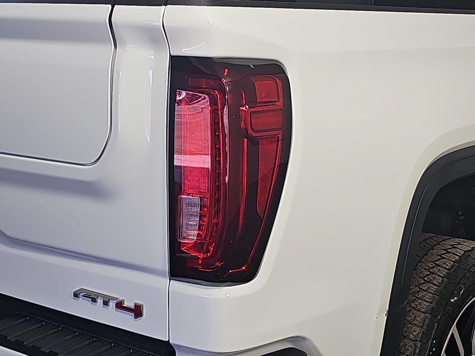 2025 GMC Sierra 1500 Crew Cab Short Box 4-Wheel Drive AT4