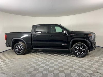 2025 GMC Sierra 1500 Crew Cab Short Box 4-Wheel Drive AT4