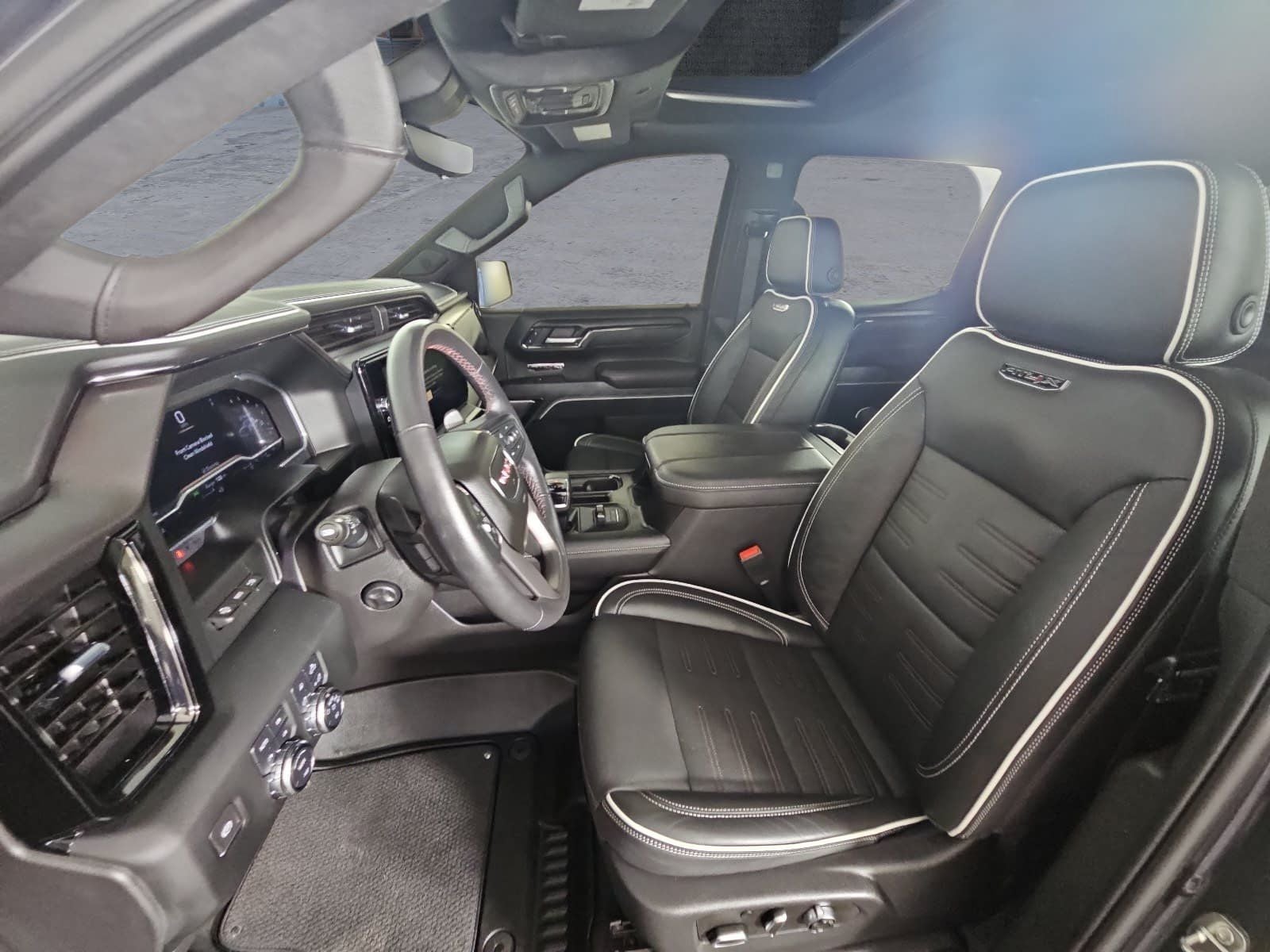 2023 GMC Sierra 1500 Crew Cab Short Box 4-Wheel Drive AT4X