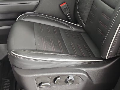 2023 GMC Sierra 1500 Crew Cab Short Box 4-Wheel Drive AT4X