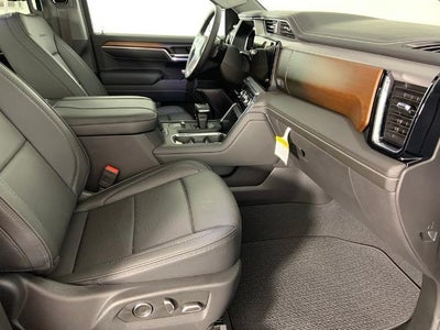 2025 GMC Sierra 1500 Crew Cab Short Box 4-Wheel Drive Denali