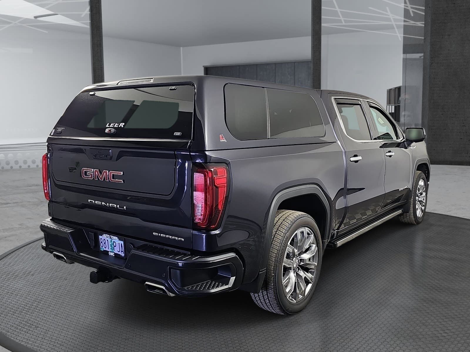 2025 GMC Sierra 1500 Crew Cab Short Box 4-Wheel Drive Denali