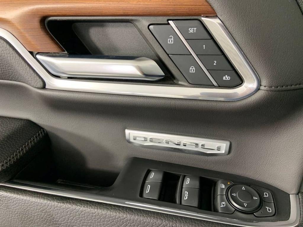 2022 GMC Sierra 1500 Crew Cab Short Box 4-Wheel Drive Denali