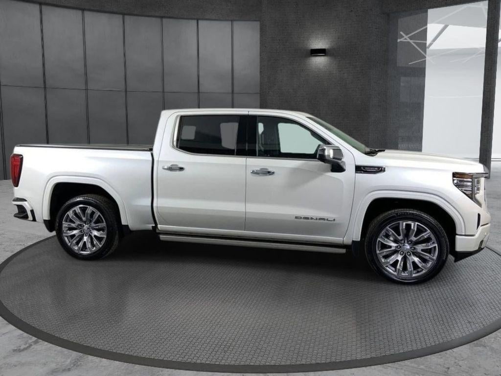 2022 GMC Sierra 1500 Crew Cab Short Box 4-Wheel Drive Denali