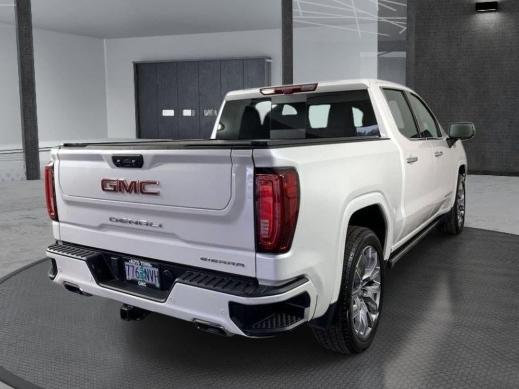 2022 GMC Sierra 1500 Crew Cab Short Box 4-Wheel Drive Denali