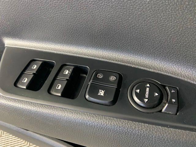 2020 Kia Rio 5-Door S IVT