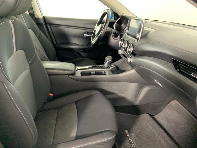 2022 Nissan Sentra SV CVT