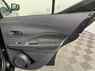 2025 Nissan Kicks Play S FWD