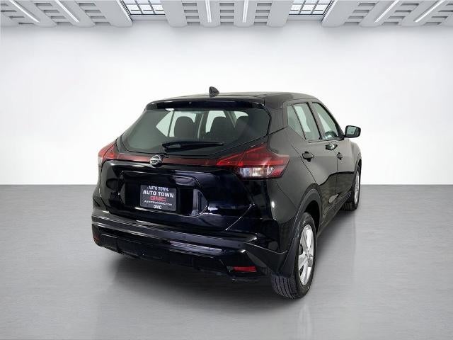2025 Nissan Kicks Play S FWD