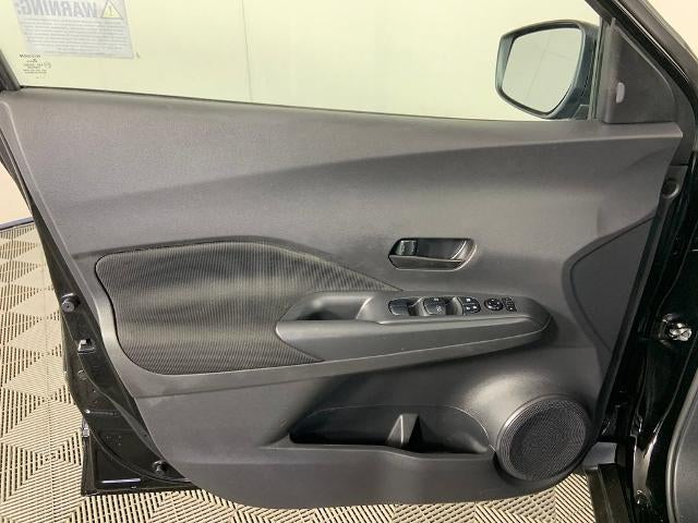 2025 Nissan Kicks Play S FWD