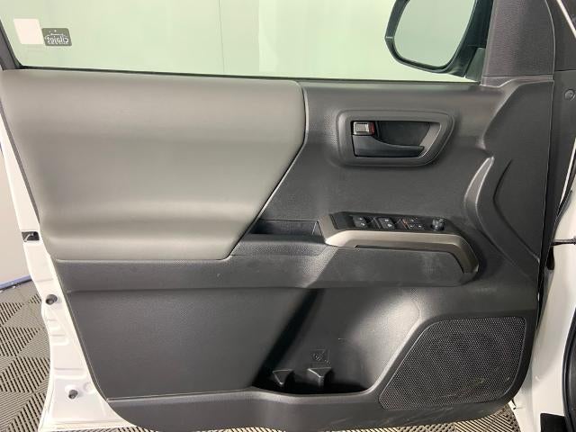 2023 Toyota Tacoma 2WD SR5 Double Cab 5' Bed V6 AT (GS)