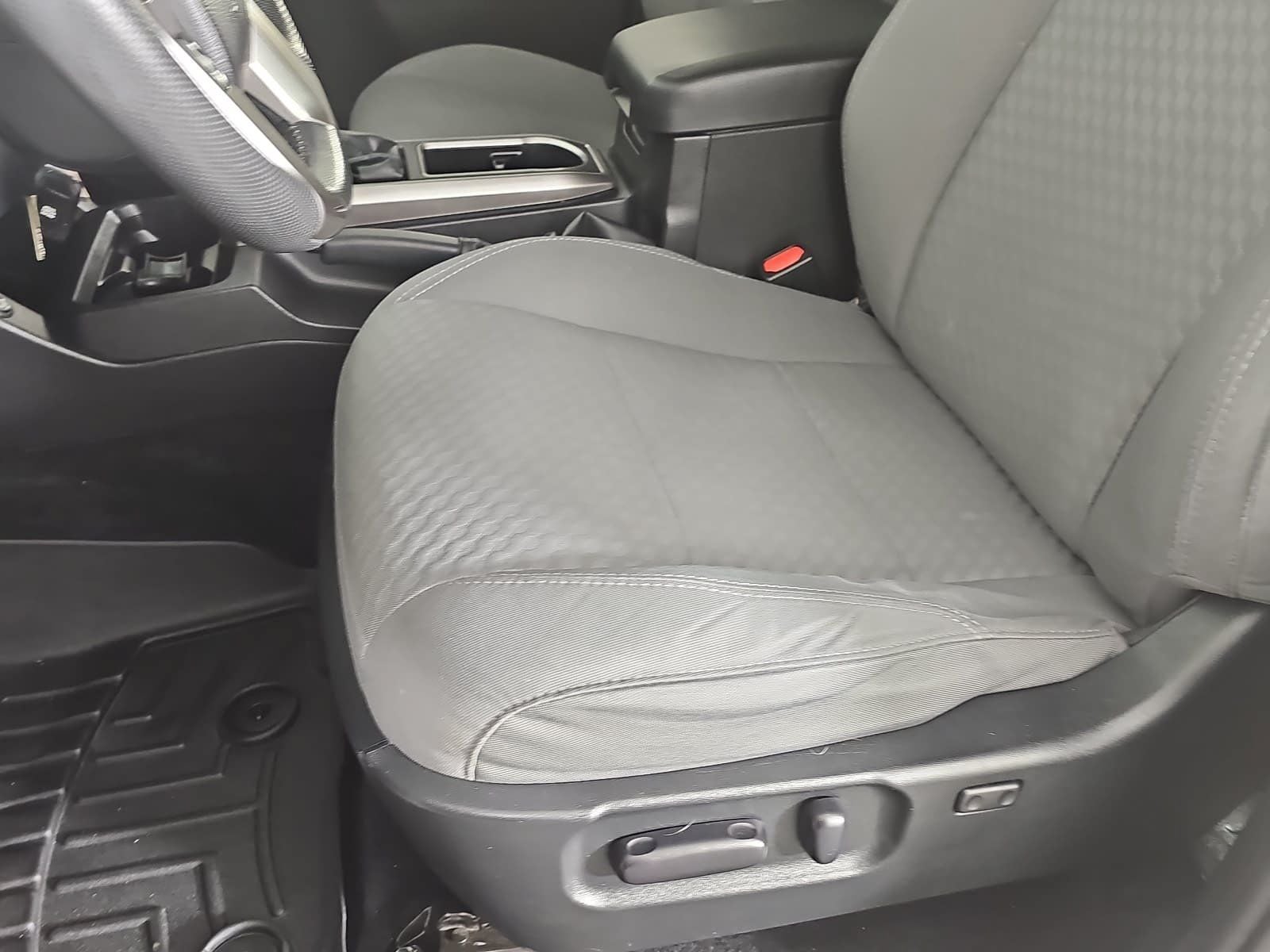 2021 Toyota Tacoma 4WD SR5 Double Cab 5' Bed V6 AT (GS)