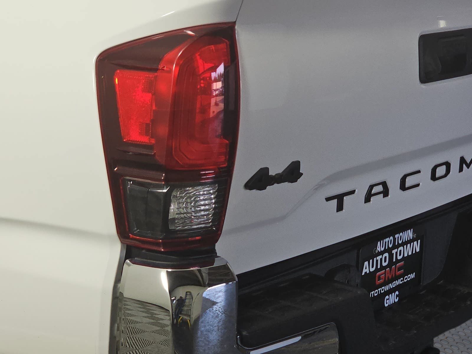 2021 Toyota Tacoma 4WD SR5 Double Cab 5' Bed V6 AT (GS)