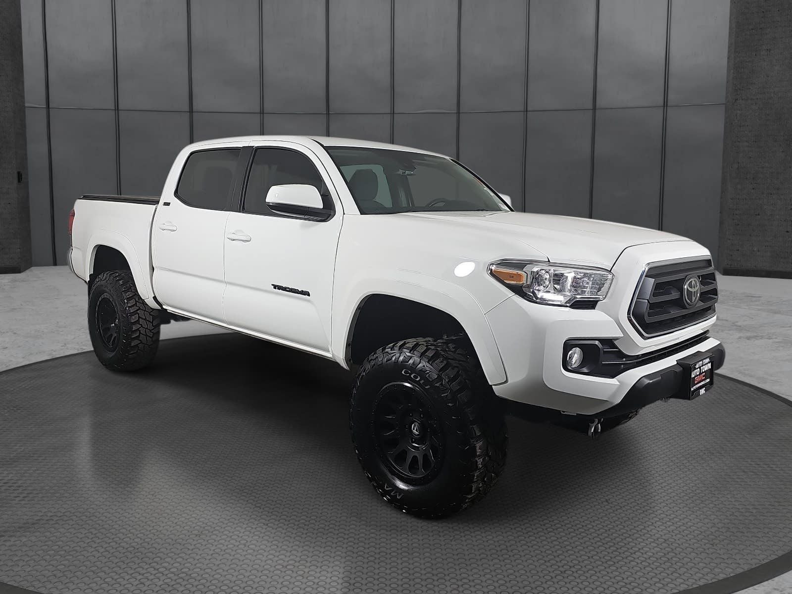 2021 Toyota Tacoma 4WD SR5 Double Cab 5' Bed V6 AT (GS)