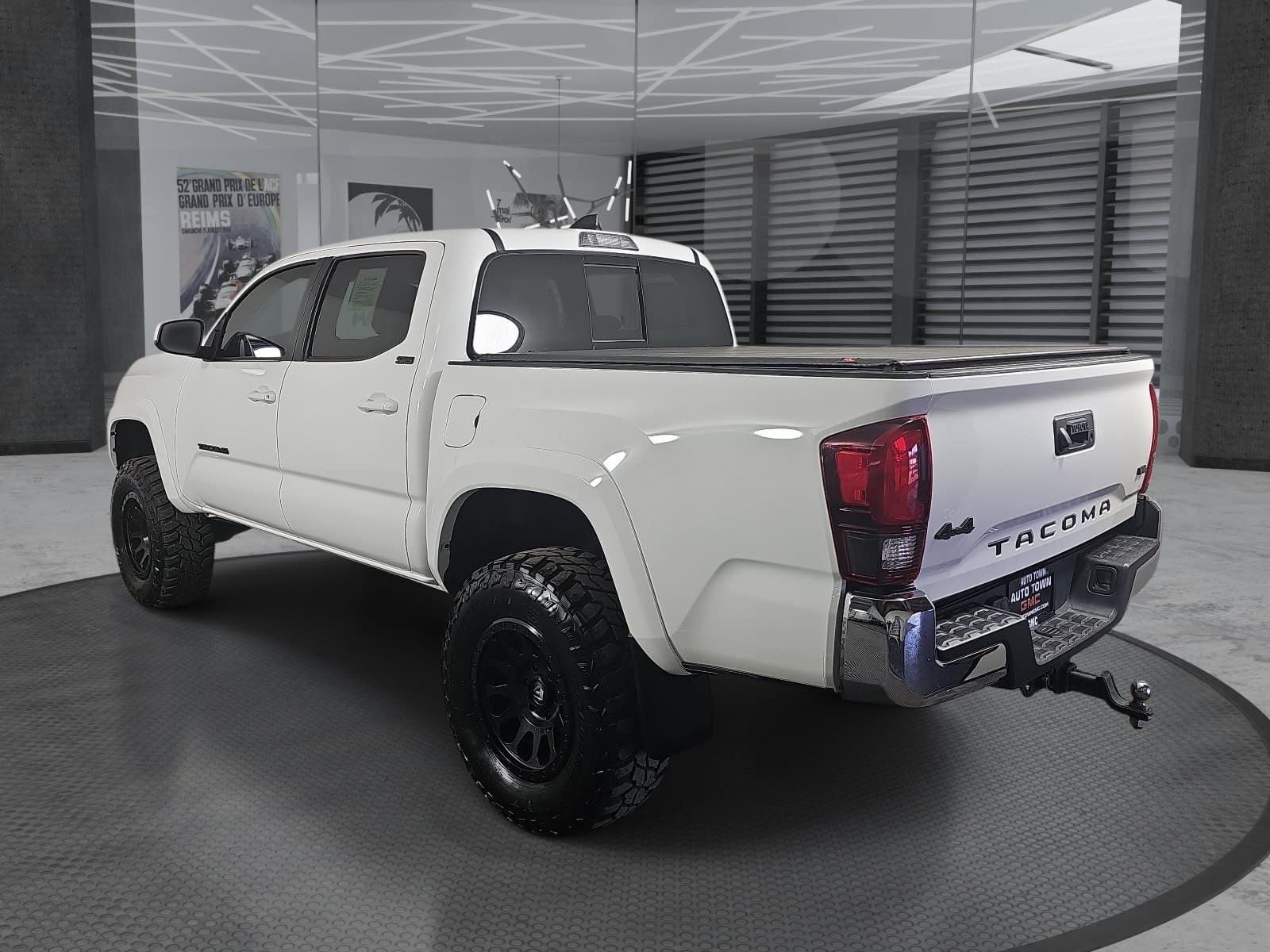 2021 Toyota Tacoma 4WD SR5 Double Cab 5' Bed V6 AT (GS)