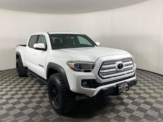 2017 Toyota Tacoma TRD Off Road Double Cab 6' Bed V6 4x4 AT (Natl)