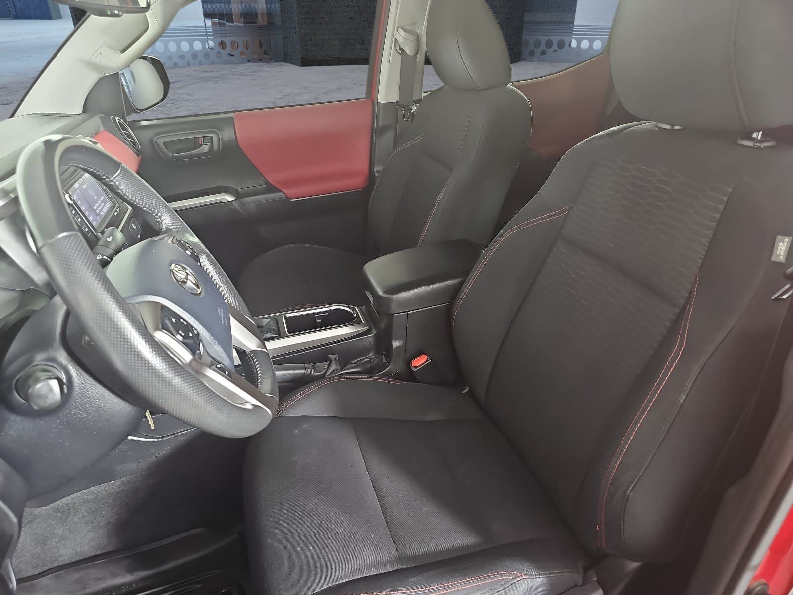 2018 Toyota Tacoma SR5 Double Cab 6' Bed V6 4x4 AT (Natl)