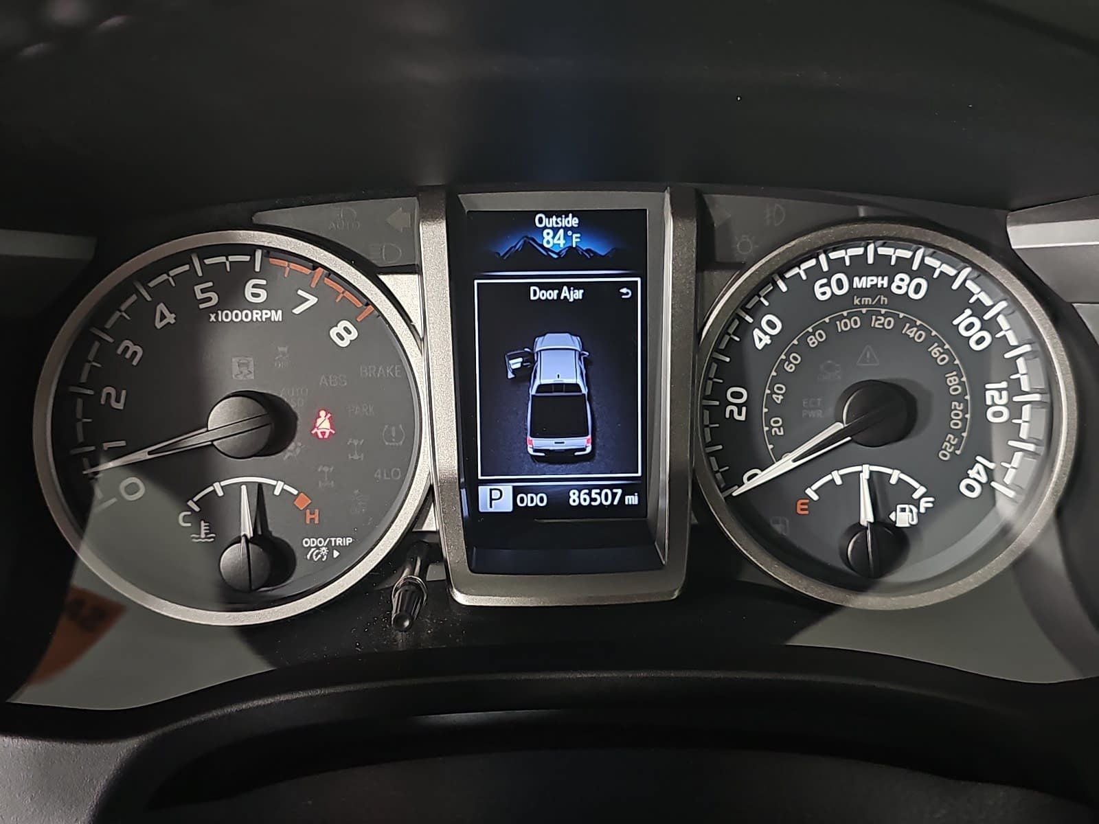 2018 Toyota Tacoma SR5 Double Cab 6' Bed V6 4x4 AT (Natl)