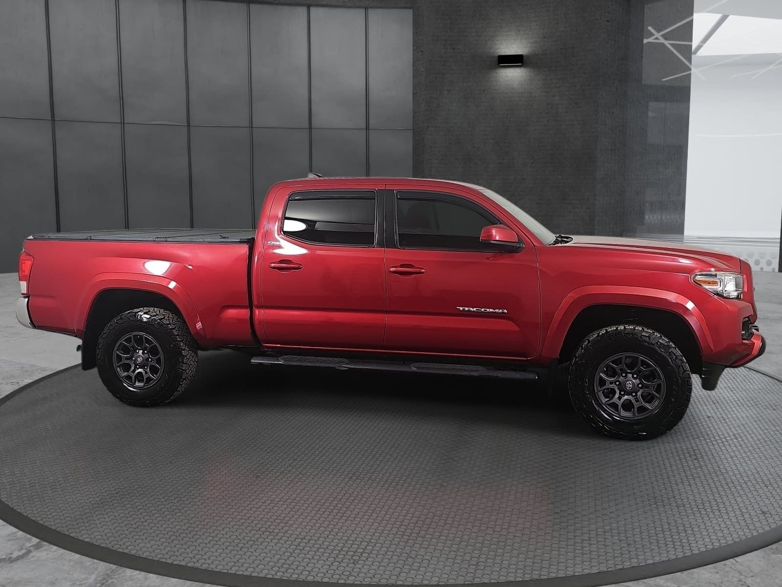 2018 Toyota Tacoma SR5 Double Cab 6' Bed V6 4x4 AT (Natl)