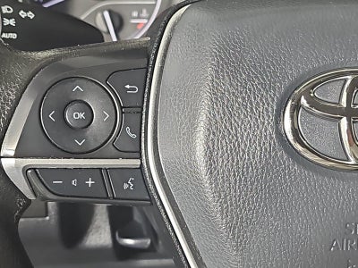 2023 Toyota Camry LE Auto (SE)