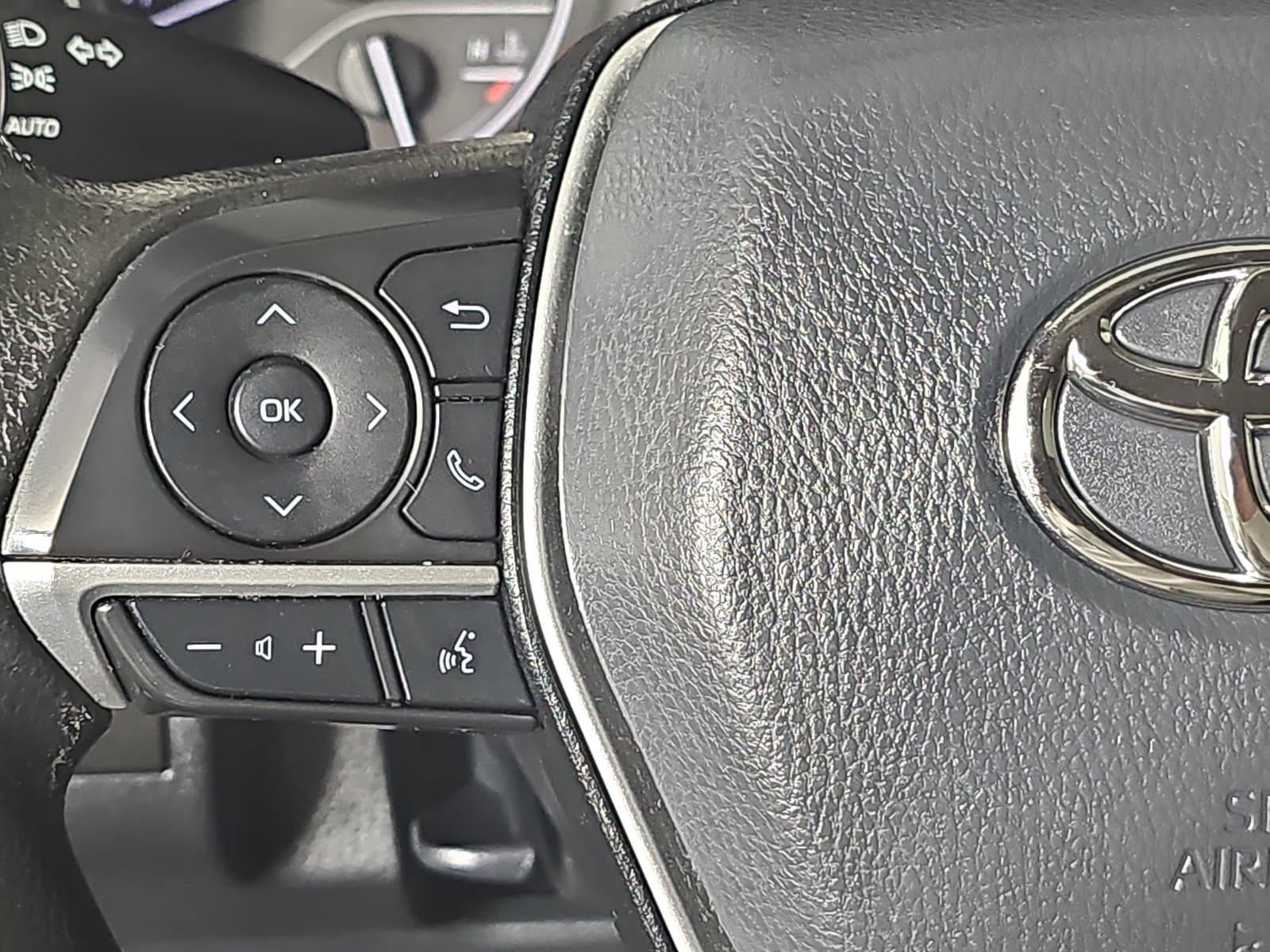 2023 Toyota Camry LE Auto (SE)