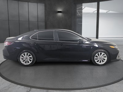 2023 Toyota Camry LE Auto (SE)
