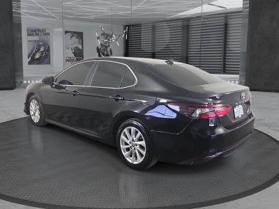2023 Toyota Camry LE Auto (SE)