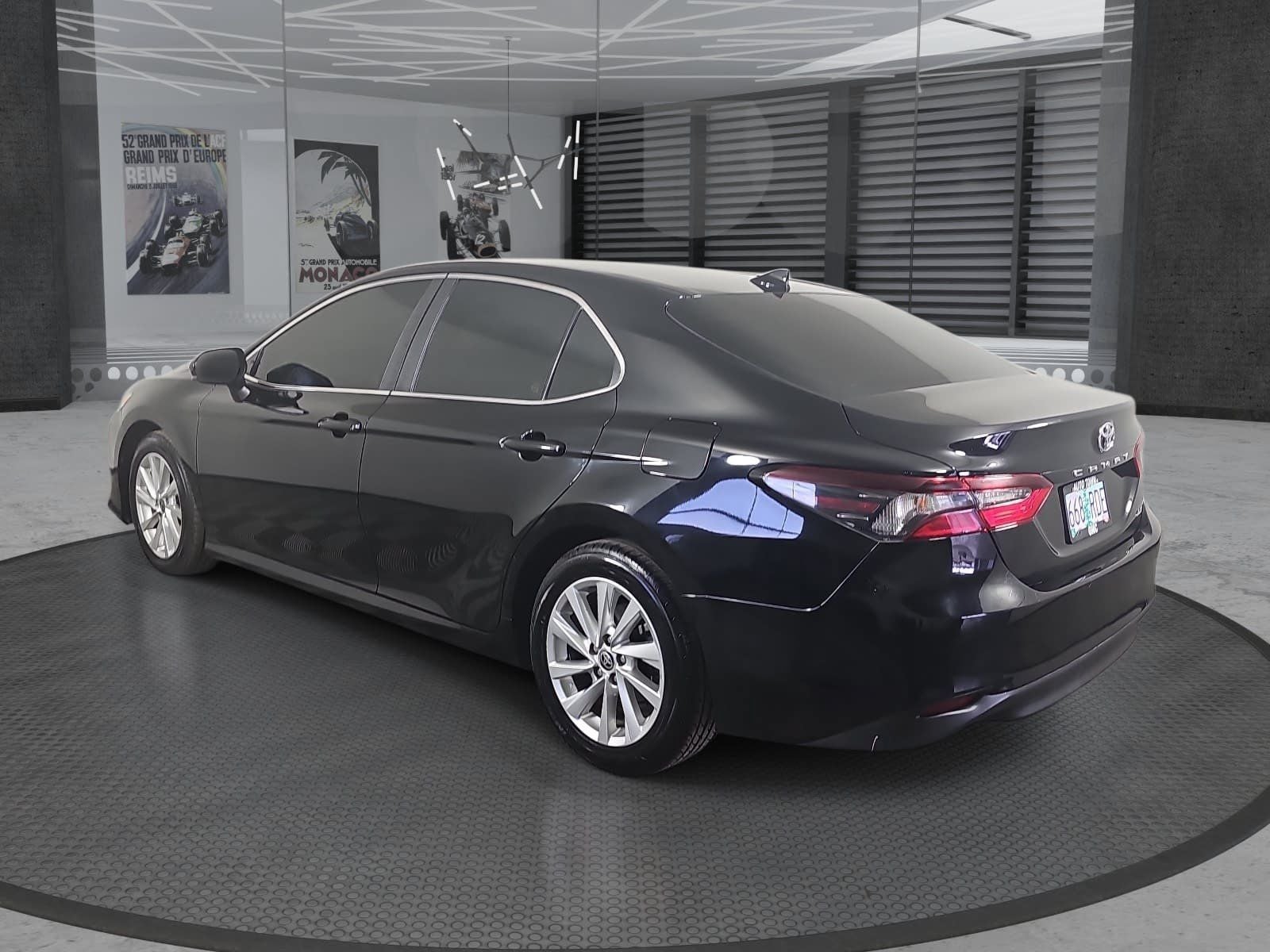 2023 Toyota Camry LE Auto (SE)