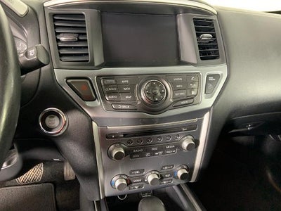 2019 Nissan Pathfinder FWD SL