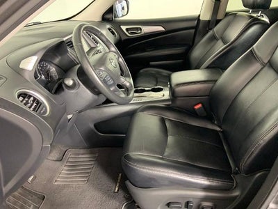 2019 Nissan Pathfinder FWD SL