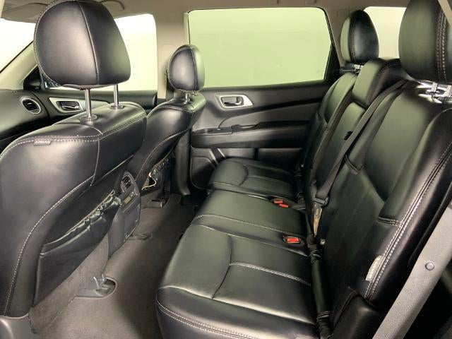 2019 Nissan Pathfinder FWD SL