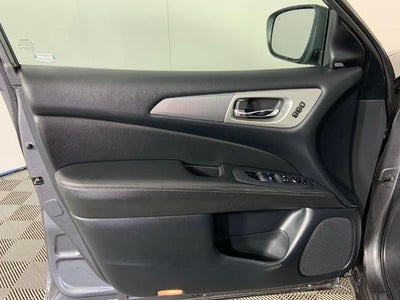 2019 Nissan Pathfinder FWD SL