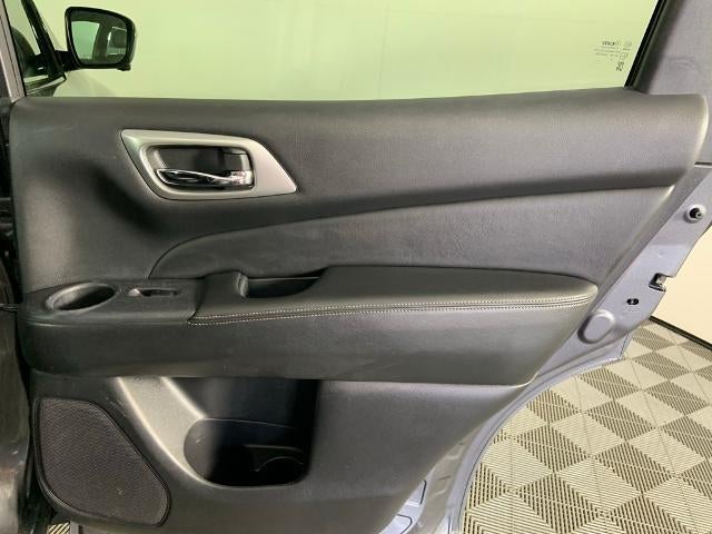 2019 Nissan Pathfinder FWD SL