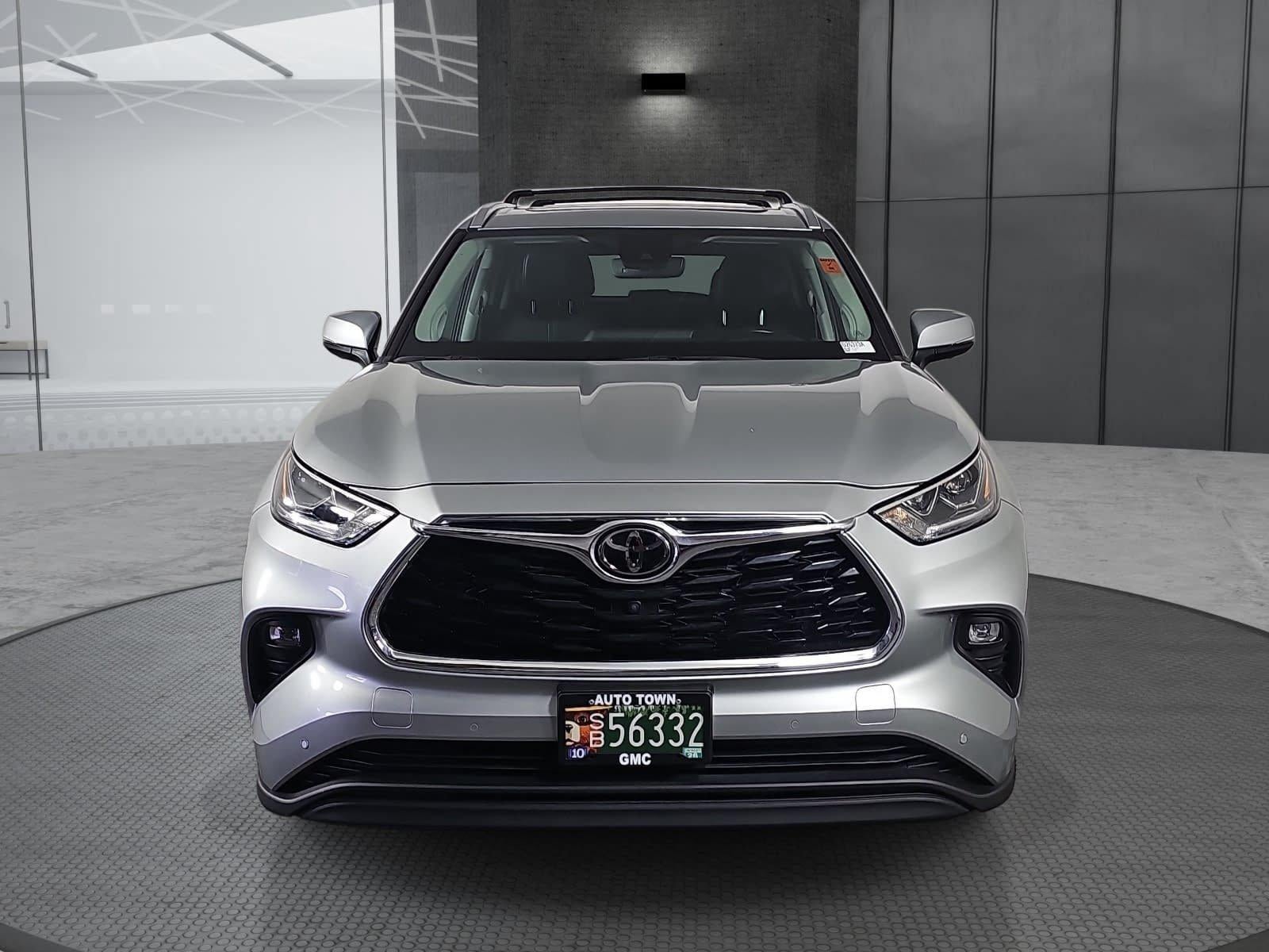 2022 Toyota Highlander Limited AWD (Natl)
