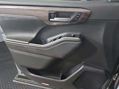 2022 Toyota Highlander Limited AWD (Natl)