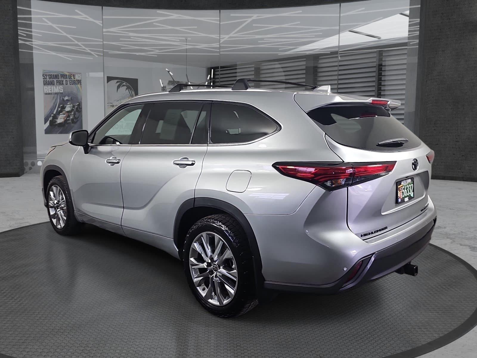 2022 Toyota Highlander Limited AWD (Natl)