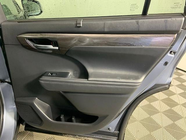 2020 Toyota Highlander Platinum AWD (Natl)