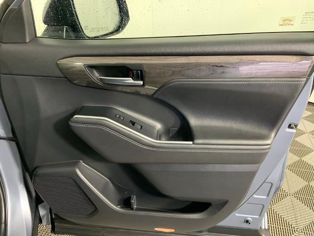 2020 Toyota Highlander Platinum AWD (Natl)
