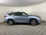 2020 Toyota Highlander Platinum AWD (Natl)
