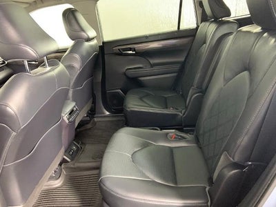 2020 Toyota Highlander Platinum AWD (Natl)