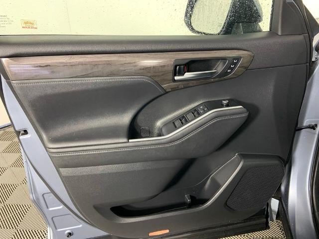 2020 Toyota Highlander Platinum AWD (Natl)