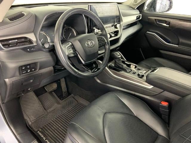 2020 Toyota Highlander Platinum AWD (Natl)