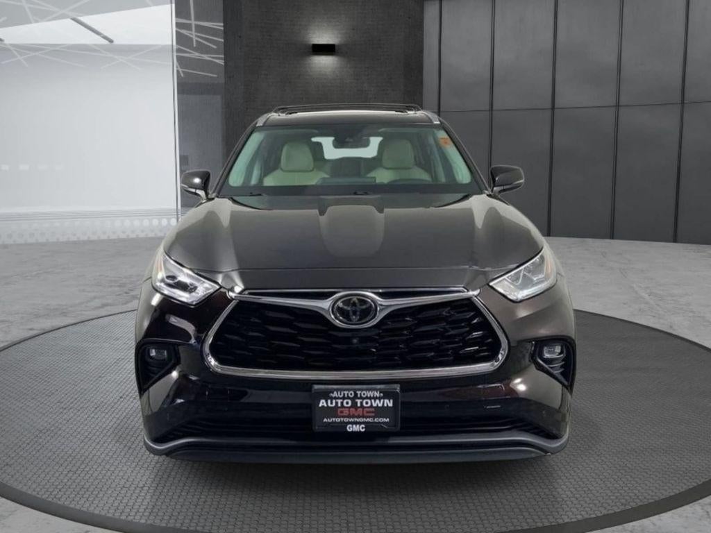 2021 Toyota Highlander Limited FWD (GS)