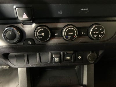 2020 Toyota Tacoma 4WD TRD Sport Double Cab 5' Bed V6 MT (Natl)