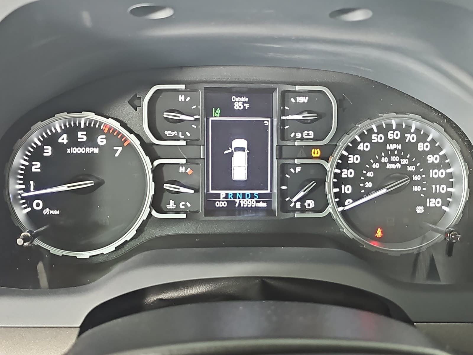 2021 Toyota Tundra 4WD SR5 CrewMax 5.5' Bed 5.7L (SE)